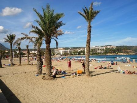La Casita Bonita - 30M From The Arenal Beach - Private Parking 哈维亚 外观 照片
